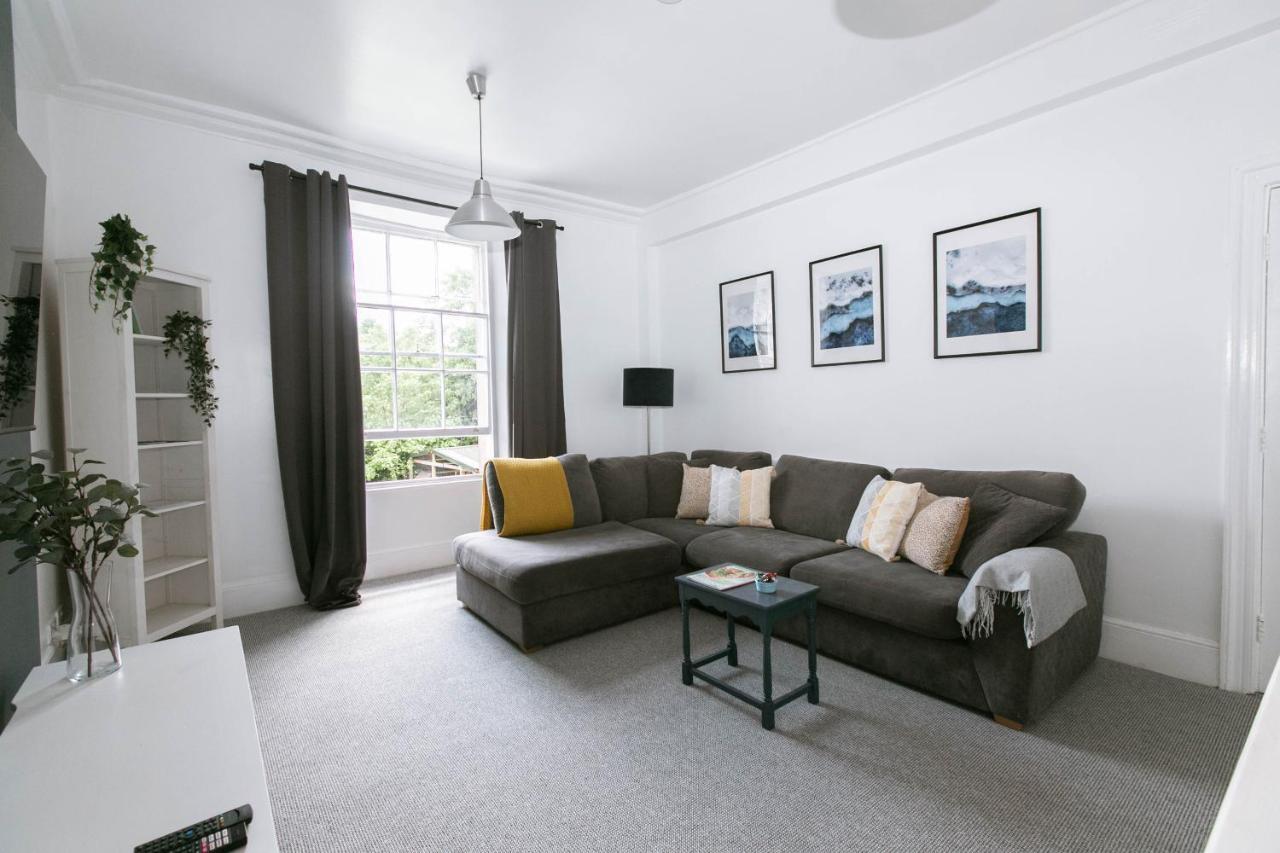 Spacious Apartment, Free Parking, Central Location Near To Uni, Hospital, Town Exeter Zewnętrze zdjęcie