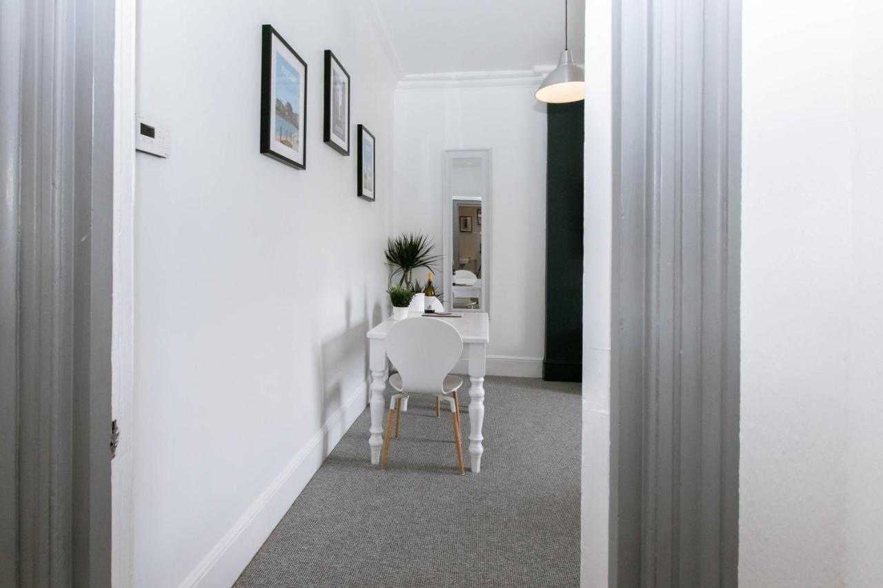 Spacious Apartment, Free Parking, Central Location Near To Uni, Hospital, Town Exeter Zewnętrze zdjęcie