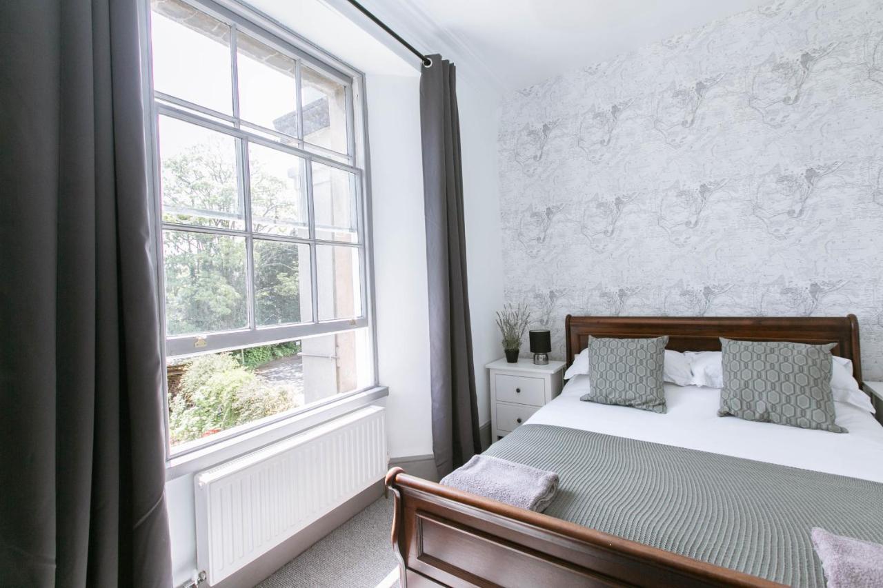 Spacious Apartment, Free Parking, Central Location Near To Uni, Hospital, Town Exeter Zewnętrze zdjęcie